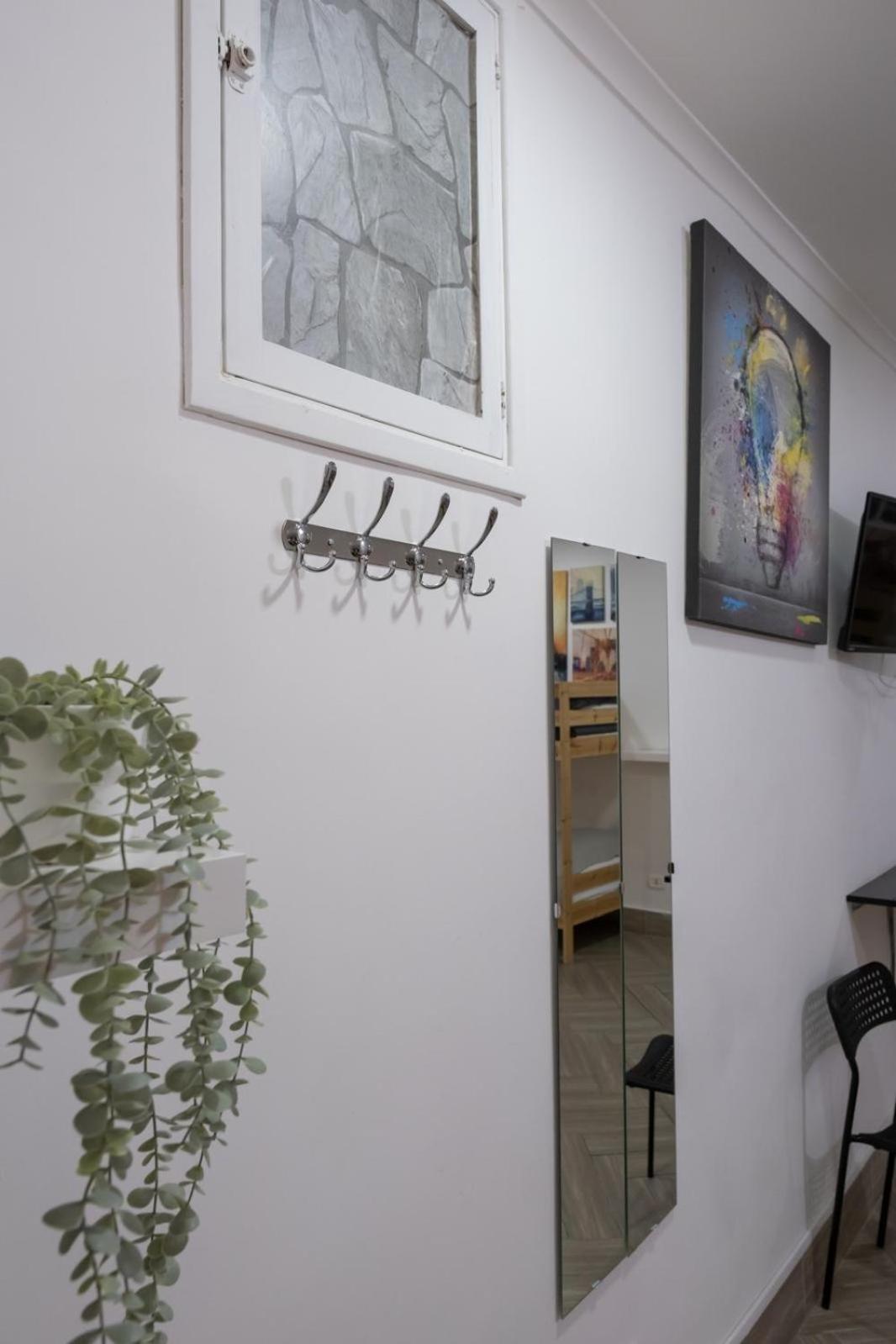 Toledo Road 429 Otel Napoli Dış mekan fotoğraf